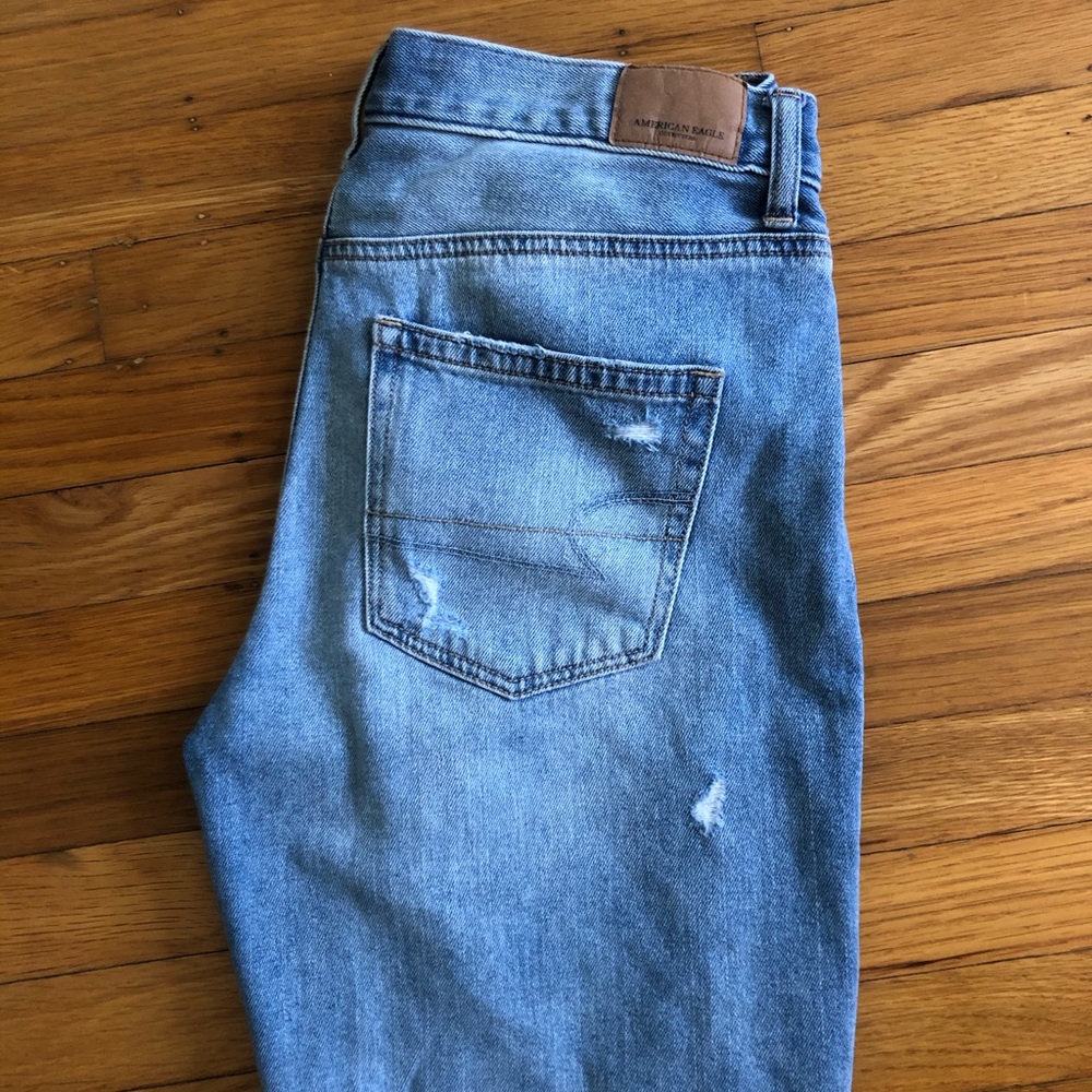 American Eagle Distressed Mom Jeans